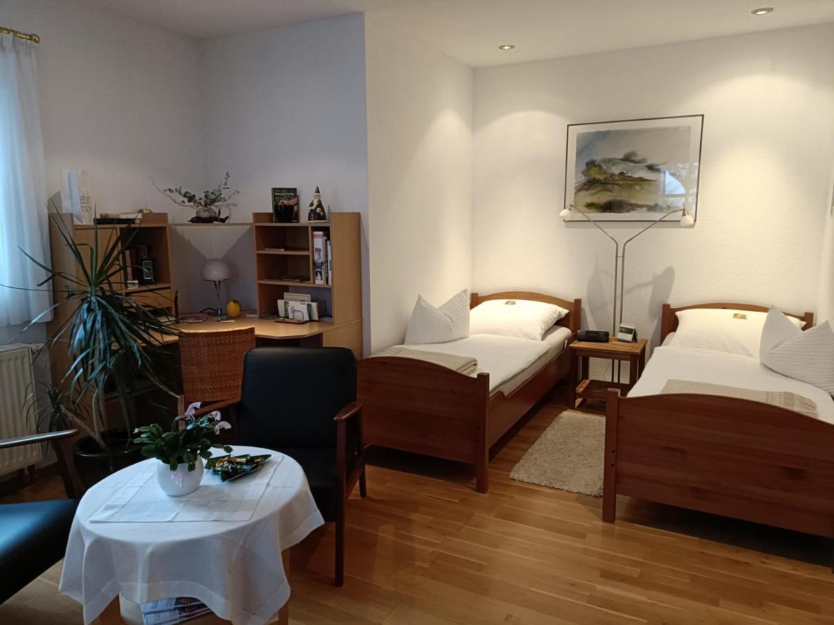 Apartment Haus Merlin Am Boeckelsberg Weimar  Buitenkant foto